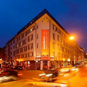 Hotel Easyhotel Hackescher Markt, Berlin