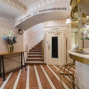 *** Otel Du Train Almanya